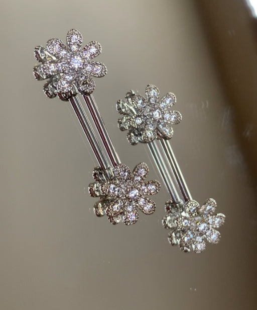 Clear Flower nip ring
