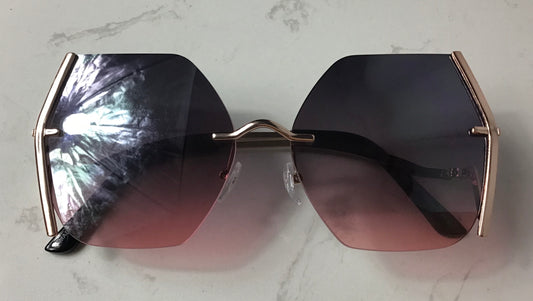 Oversized Iconic sunglasses